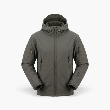Chaqueta táctica militar impermeable gris lobo de alta resistencia y perfil ergonómico para uso urbano en Colombia.